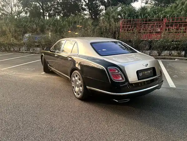Bentley Mulsanne 2012