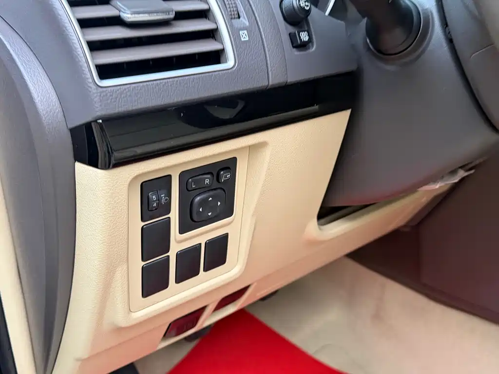 Toyota Prado 2016 — фото 28