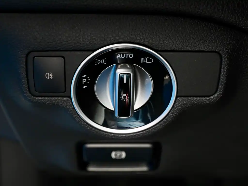 Mercedes-Benz CLA AMG 2015 — фото 19