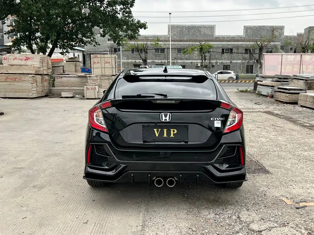 Honda Civic 2021 — фото 11