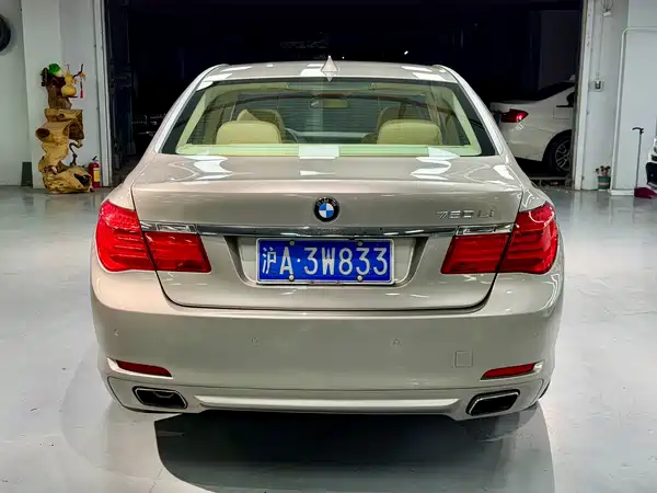 BMW 7 Series 2009