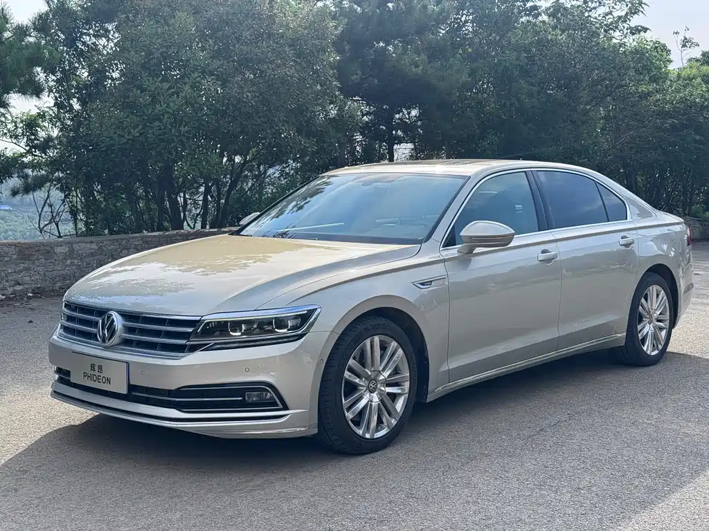 Volkswagen Phideon 2018 — фото 3