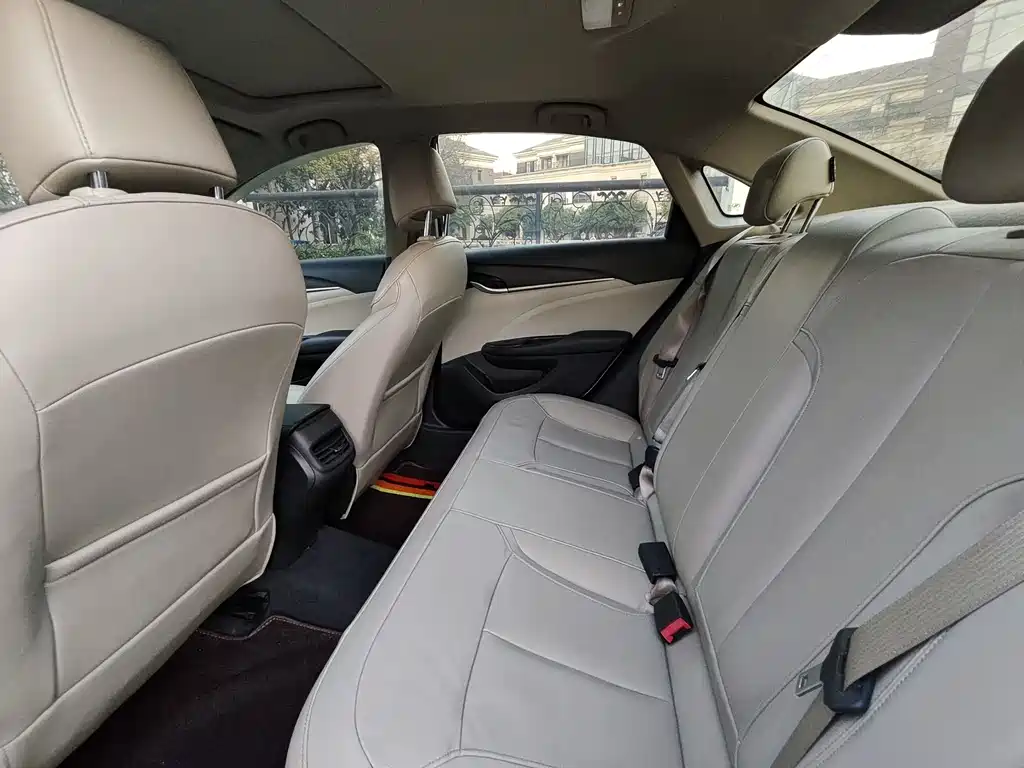 Buick Excelle GT 2018 — фото 15
