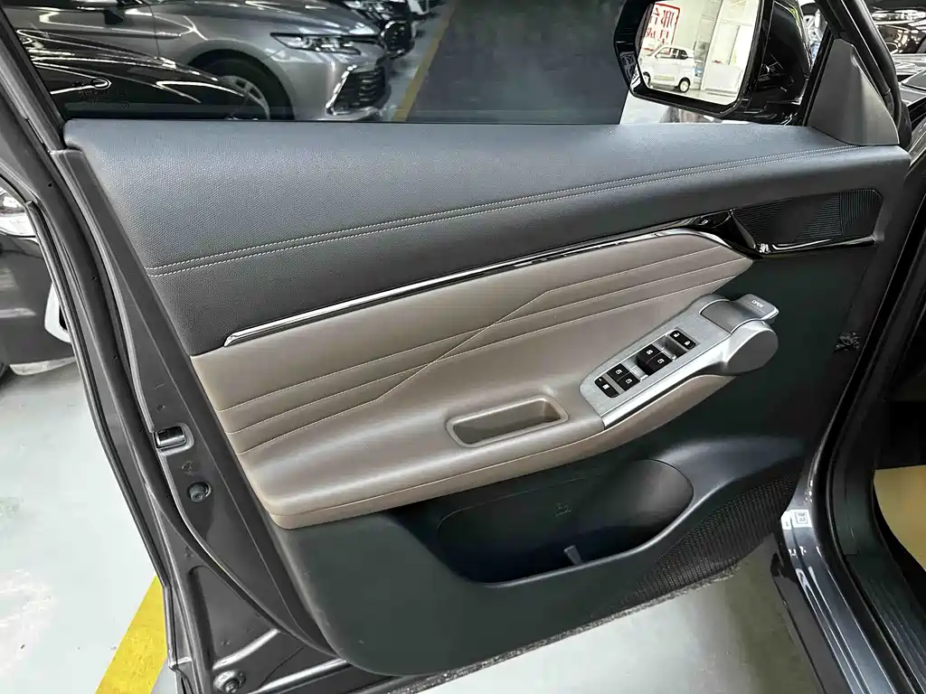 GAC Trumpchi GS4 2025 — фото 12