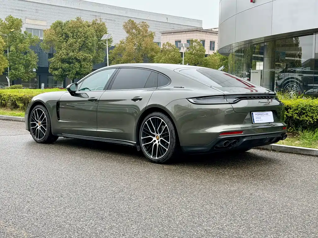 Porsche Panamera 2024 — фото 22