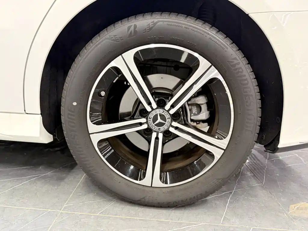Mercedes-Benz A-Class 2025 — фото 18