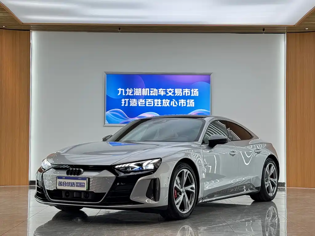 Audi e-tron GT 2024