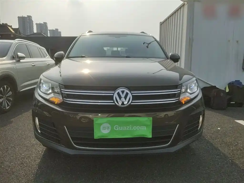 Volkswagen Tiguan 2015 — фото 3