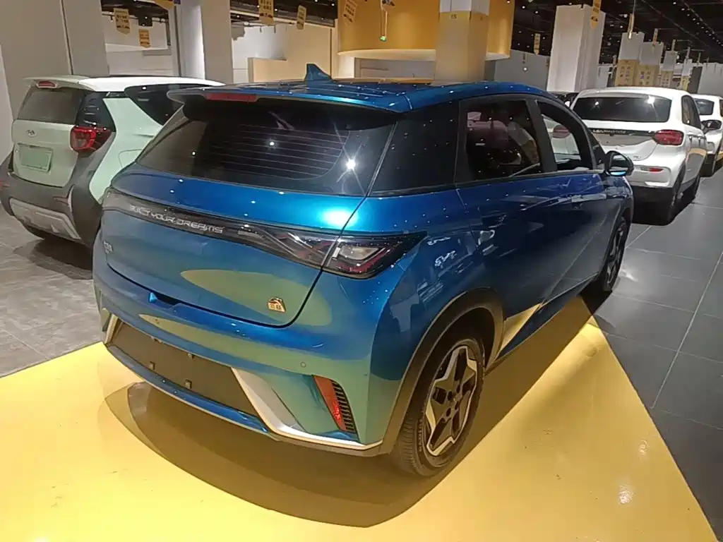 BYD Dolphin 2022