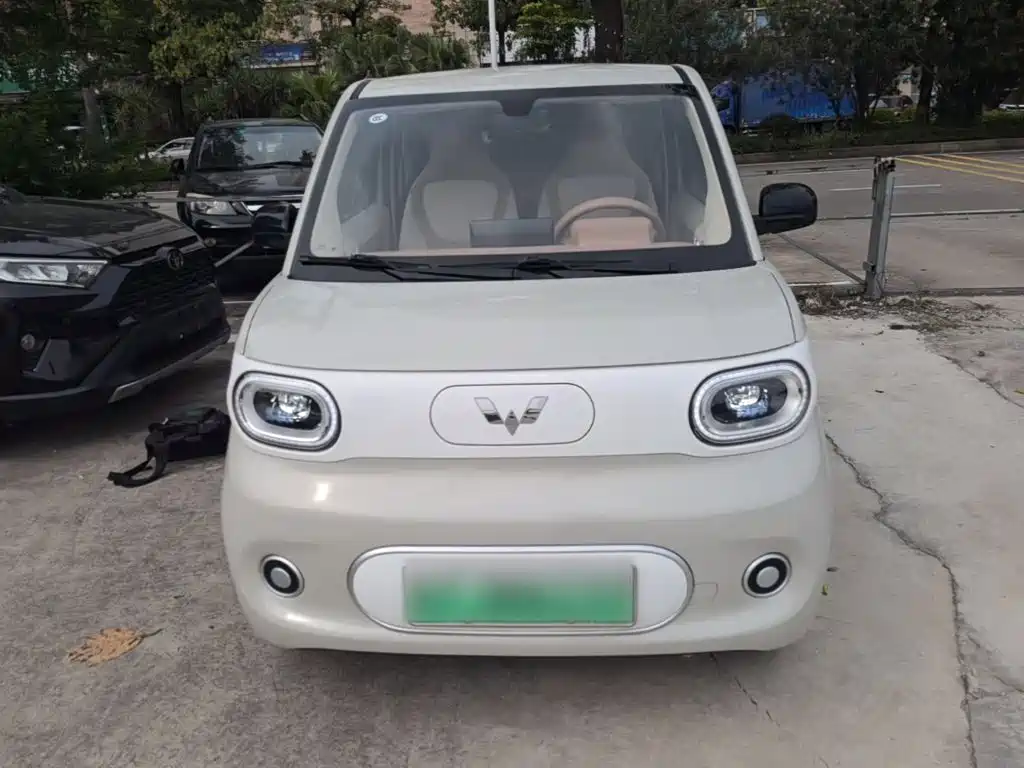 Wuling Hongguang MINIEV 2025