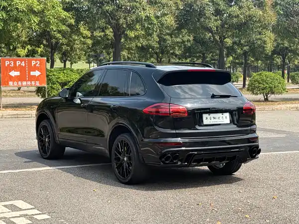 Porsche Cayenne 2015