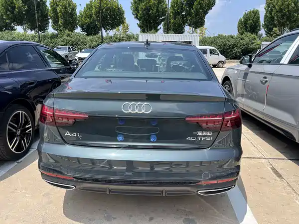 Audi A4L 2025