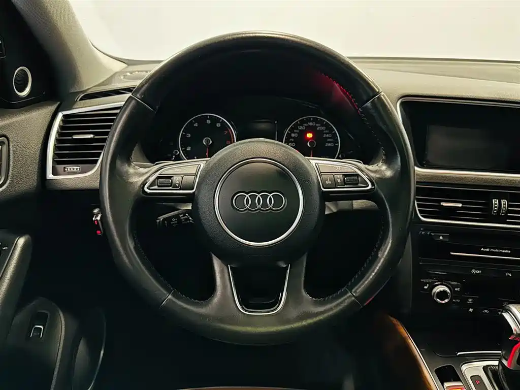 Audi Q5 2016 — фото 10