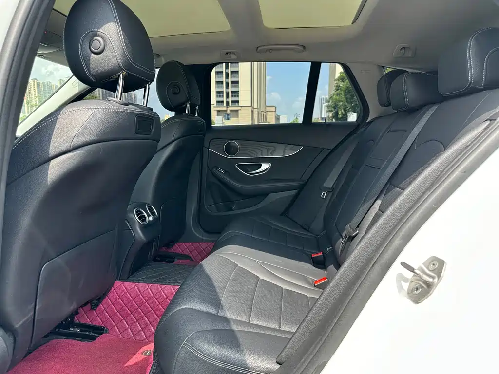 Mercedes-Benz C-Class 2020