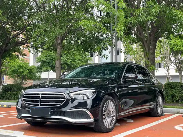 Mercedes-Benz E-Class 2023