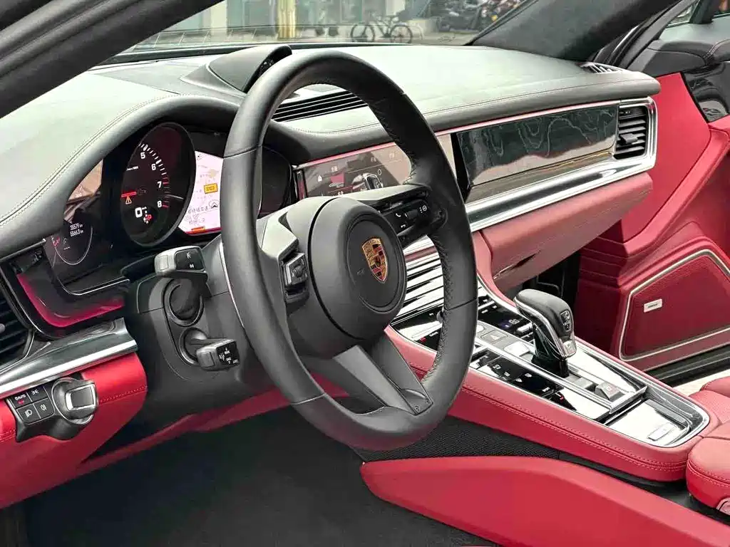 Porsche Panamera 2022 — фото 9