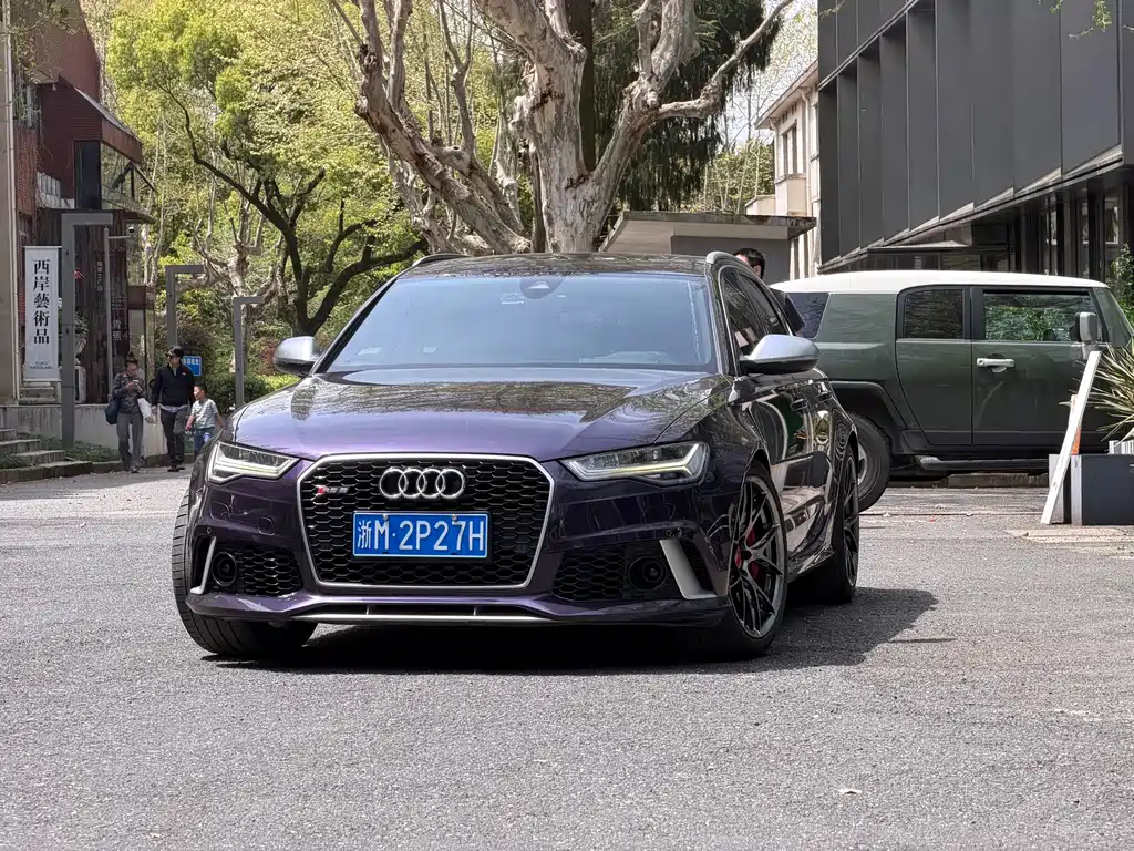 Audi RS 6 2018 — фото 6
