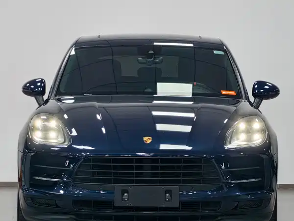 Porsche Macan 2020