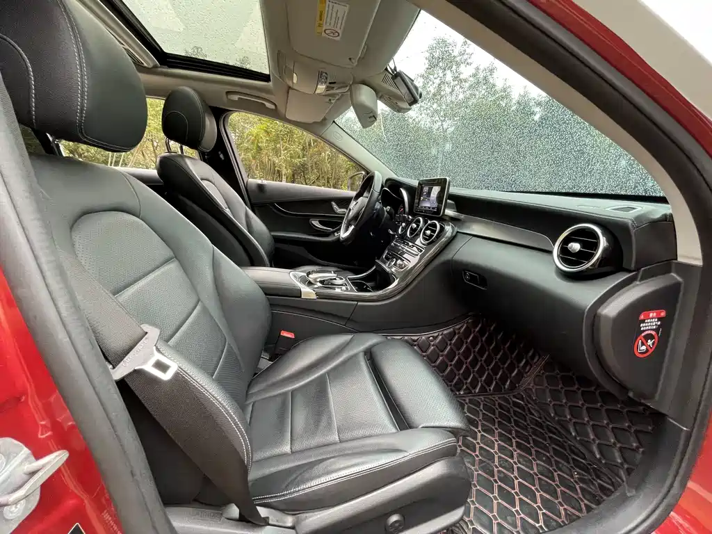 Mercedes-Benz C-Class 2018 — фото 10