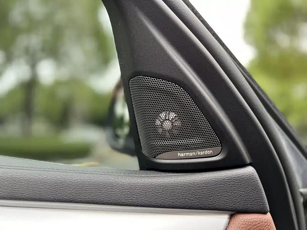 BMW X6 2015 — фото 11