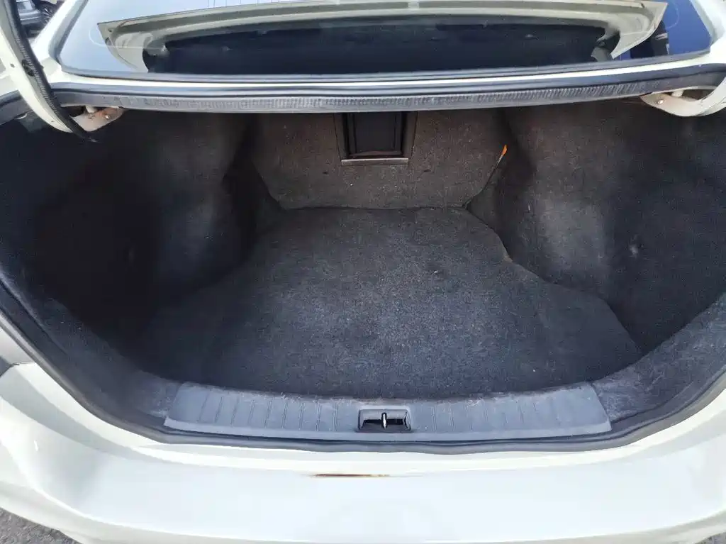 Nissan Sylphy 2018 — фото 15