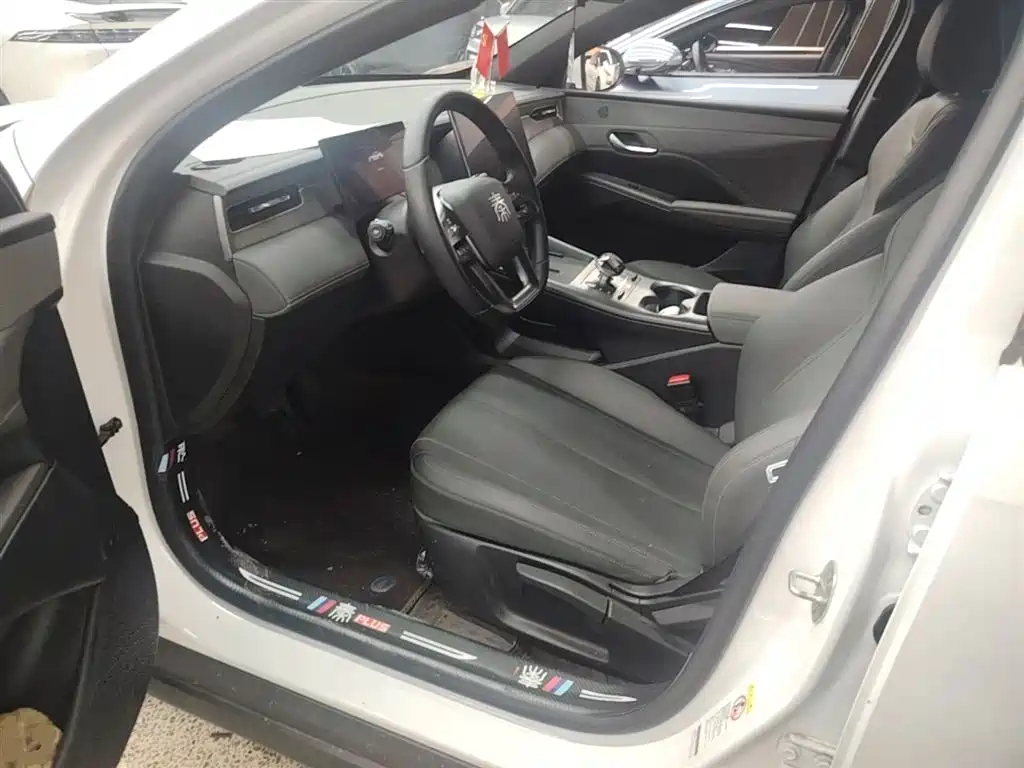 BYD Qin PLUS 2025 — фото 15