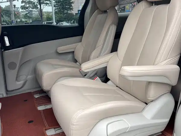 Buick GL8 2023