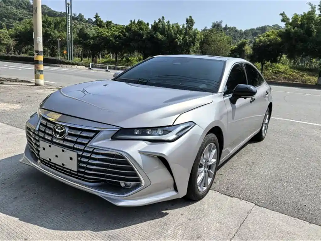 Toyota Avalon 2025