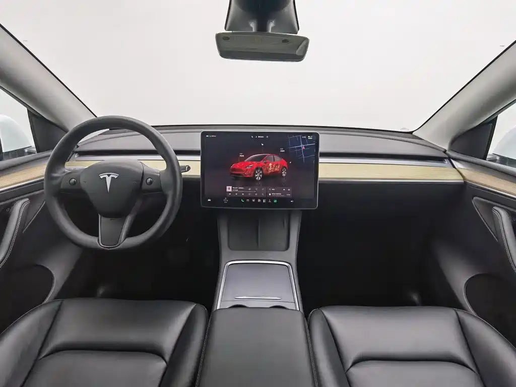 Tesla Model Y 2023 — фото 5