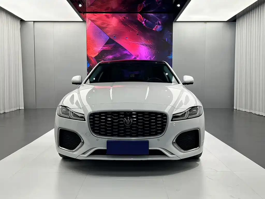 Jaguar XFL 2021 — фото 2