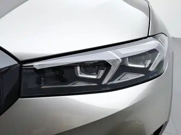 BMW i3 2025