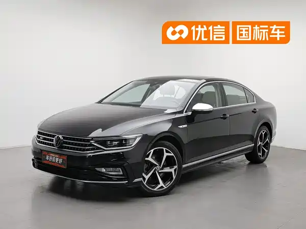 Volkswagen Magotan 2024