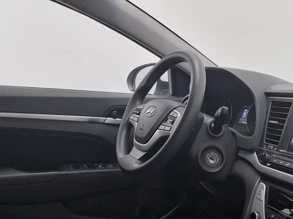 Hyundai Celesta 2016 — фото 22