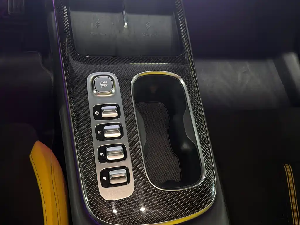 Xiaomi SU7 Ultra 2025 — фото 15