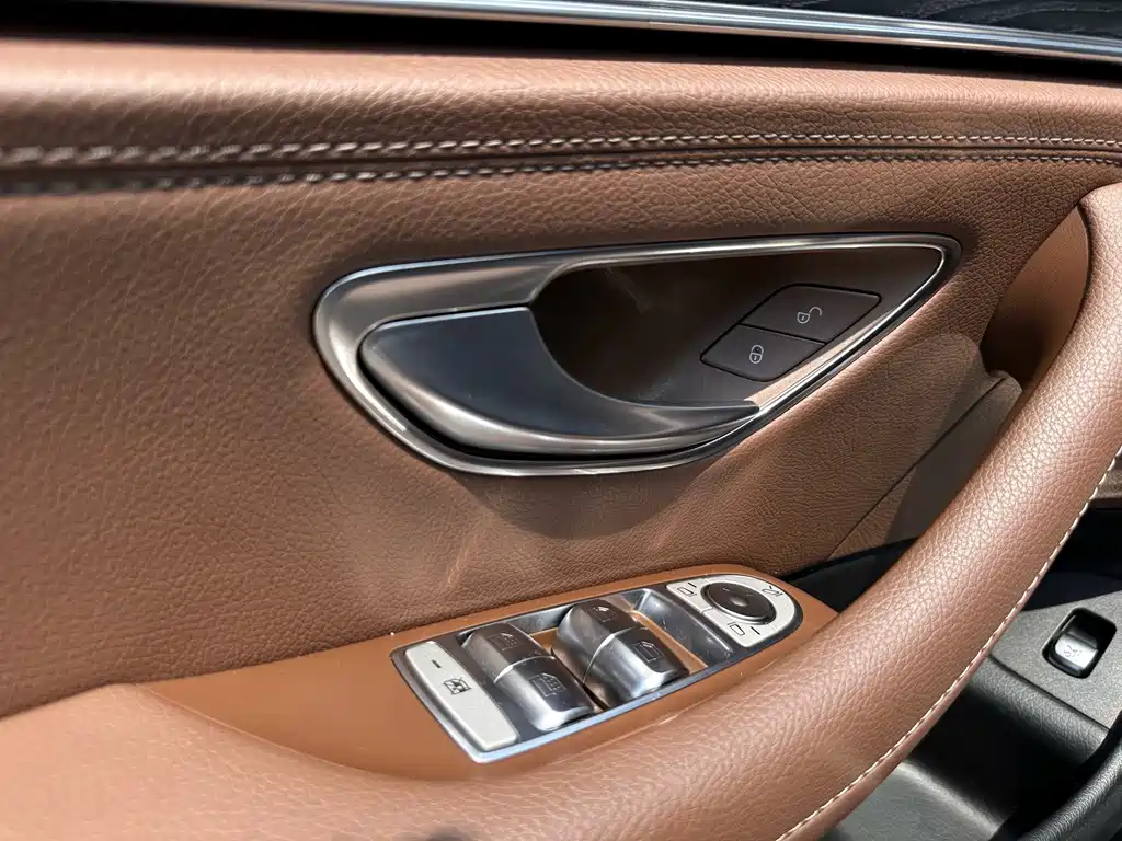 Mercedes-Benz E-Class 2019 — фото 7