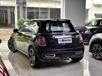 MINI MINI 2014