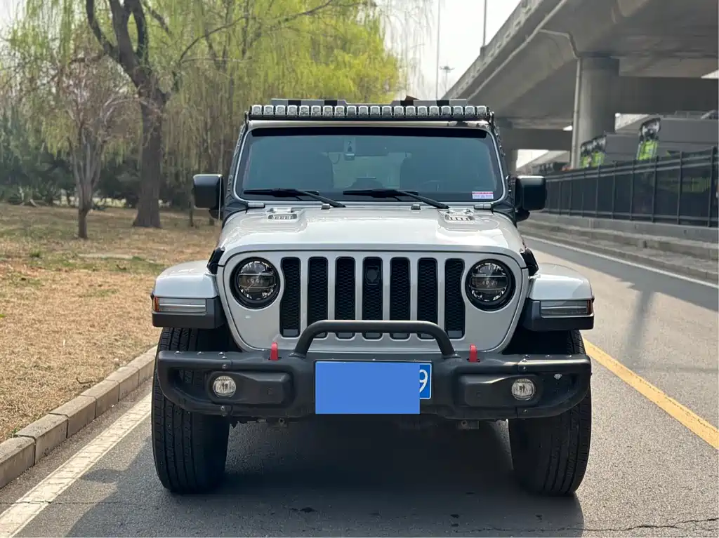 Jeep Wrangler 2022 — фото 2