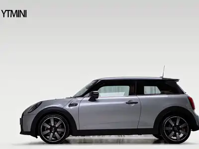 MINI MINI 2024