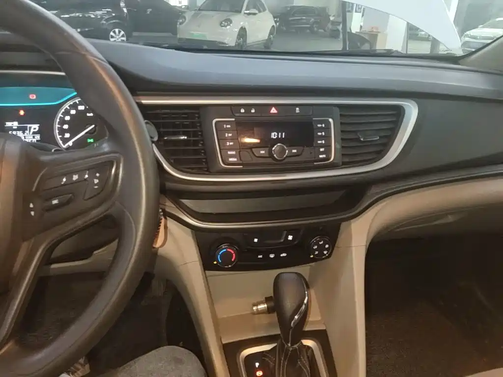 Buick Excelle GT 2017 — фото 13