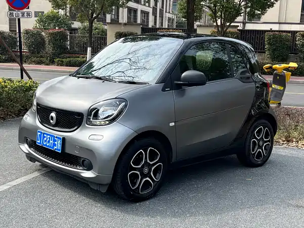 smart fortwo 2019