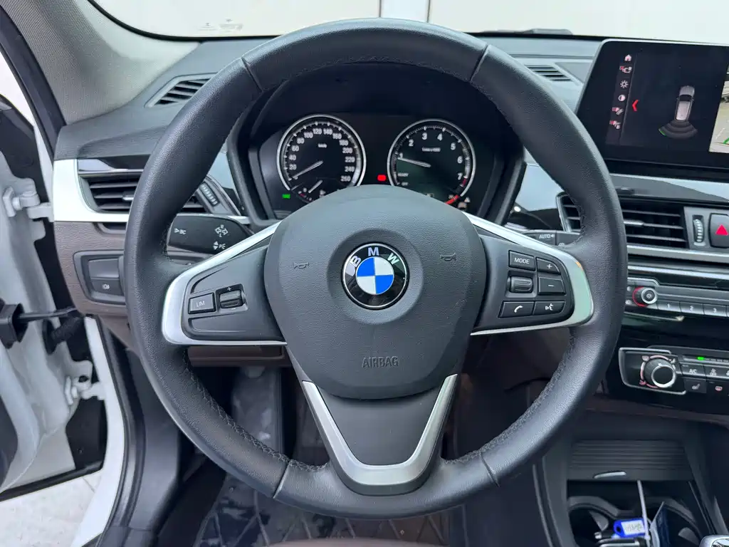 BMW X1 2022 — фото 11