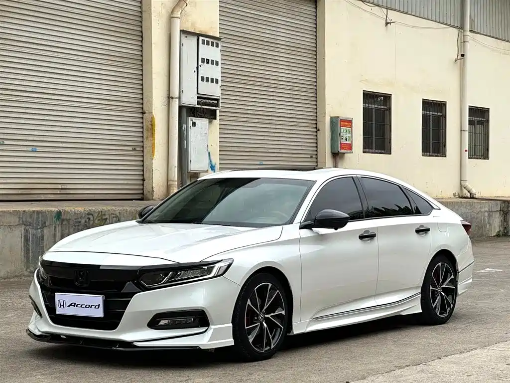 Honda Accord 2019 — фото 1