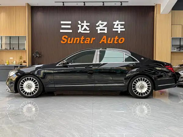 Mercedes-Benz S-Class 2011