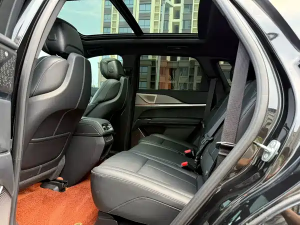 Cadillac XT5 2025
