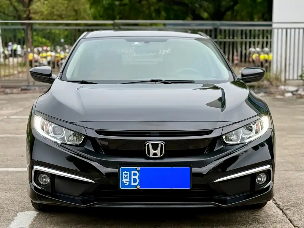 Honda Civic 2020 — фото 2