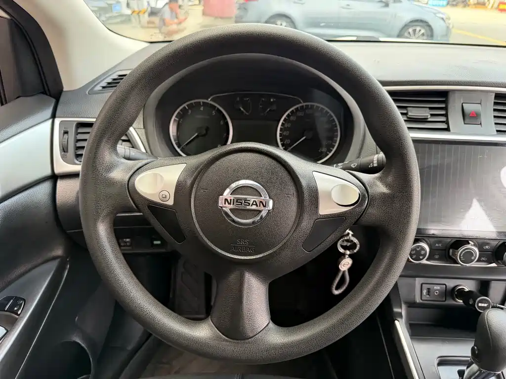Nissan Sylphy 2019 — фото 26