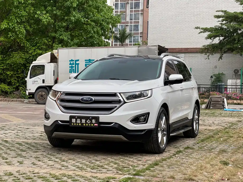 Ford Edge 2017 — фото 1