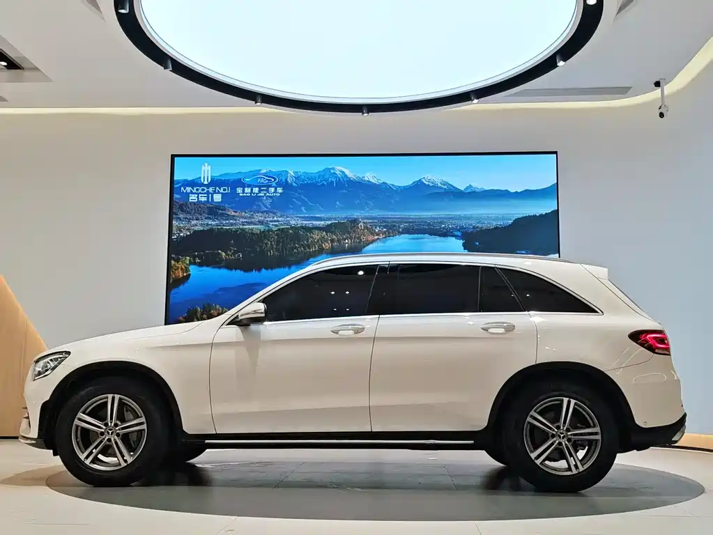 Mercedes-Benz GLC 2020 — фото 8