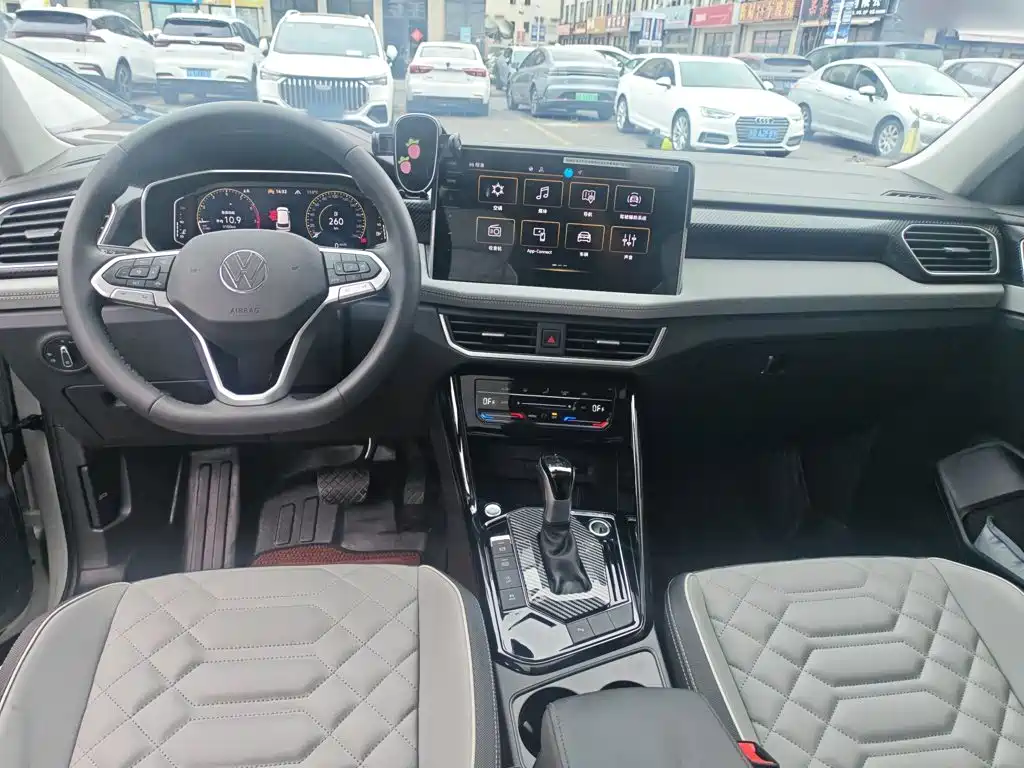 Volkswagen Tayron 2025