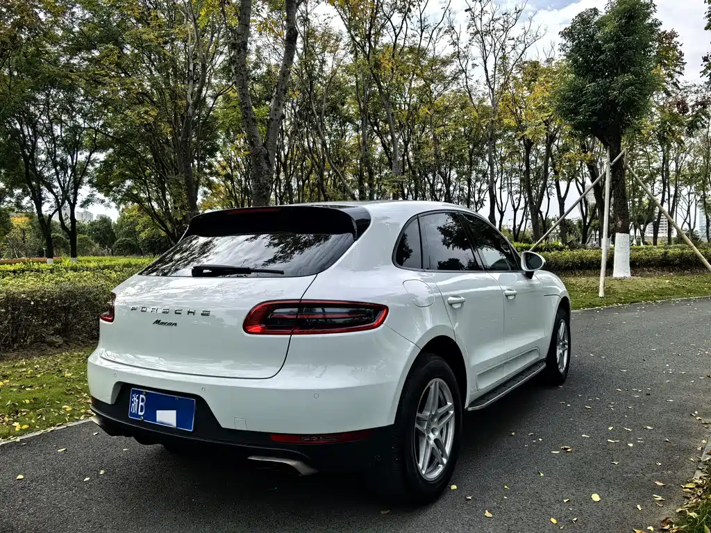 Porsche Macan 2016 — фото 7